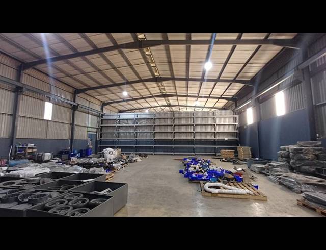 INDUSTRIAL PROPERTY TO RENT IN LAEZONIA